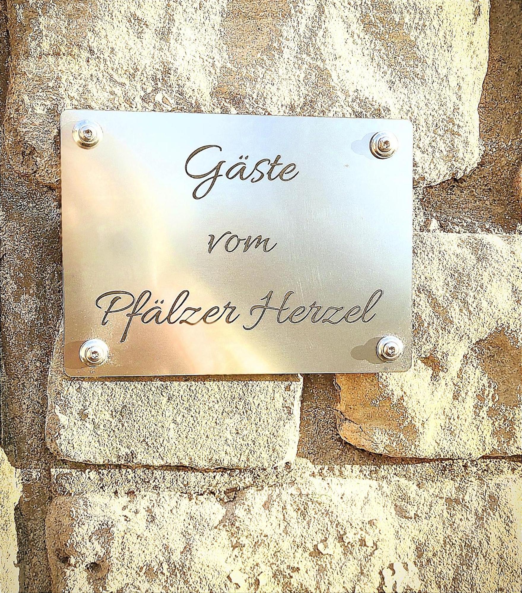 Pfaelzer Herzel Neustadt an der Weinstraße Kültér fotó